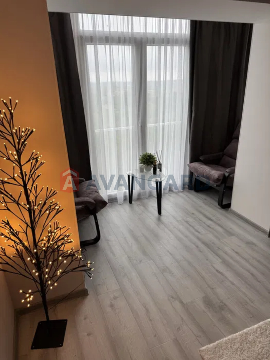 3 кім. квартира, 70/-/26 кв. м., 8/9 поверх фото 10 3 кім. квартира, 70/-/26 кв. м., 8/9 поверх фото 10