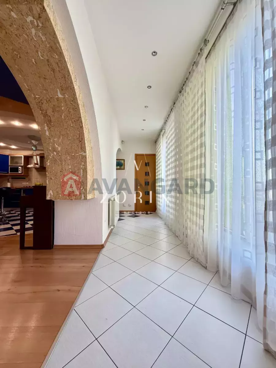 5 комн. квартира, 151/92/20 кв. м., 3/10 этаж фото 27 5 комн. квартира, 151/92/20 кв. м., 3/10 этаж фото 27