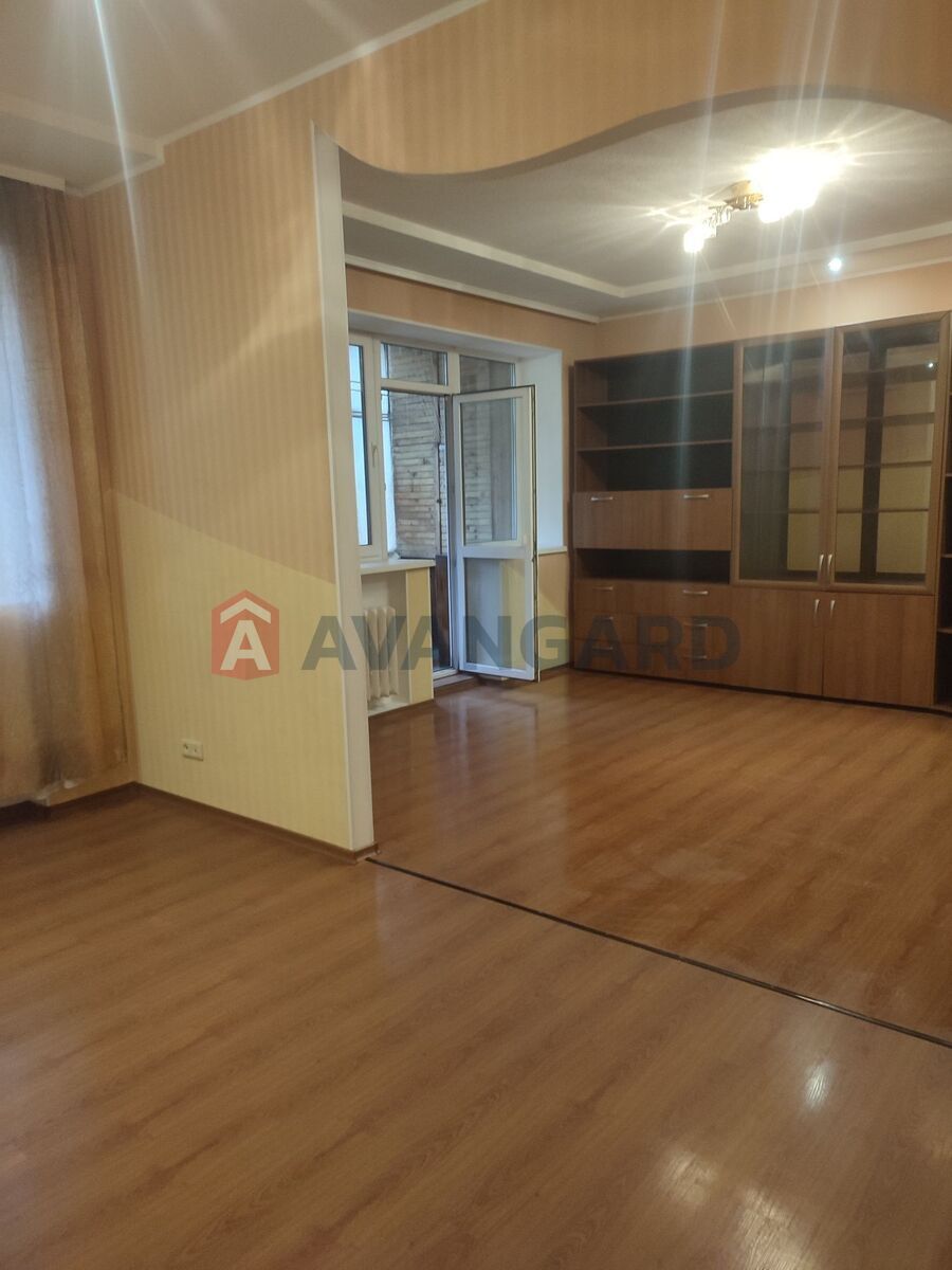 3 кім. квартира, 70/-/10 кв. м., 3/4 поверх фото 12 3 кім. квартира, 70/-/10 кв. м., 3/4 поверх фото 12