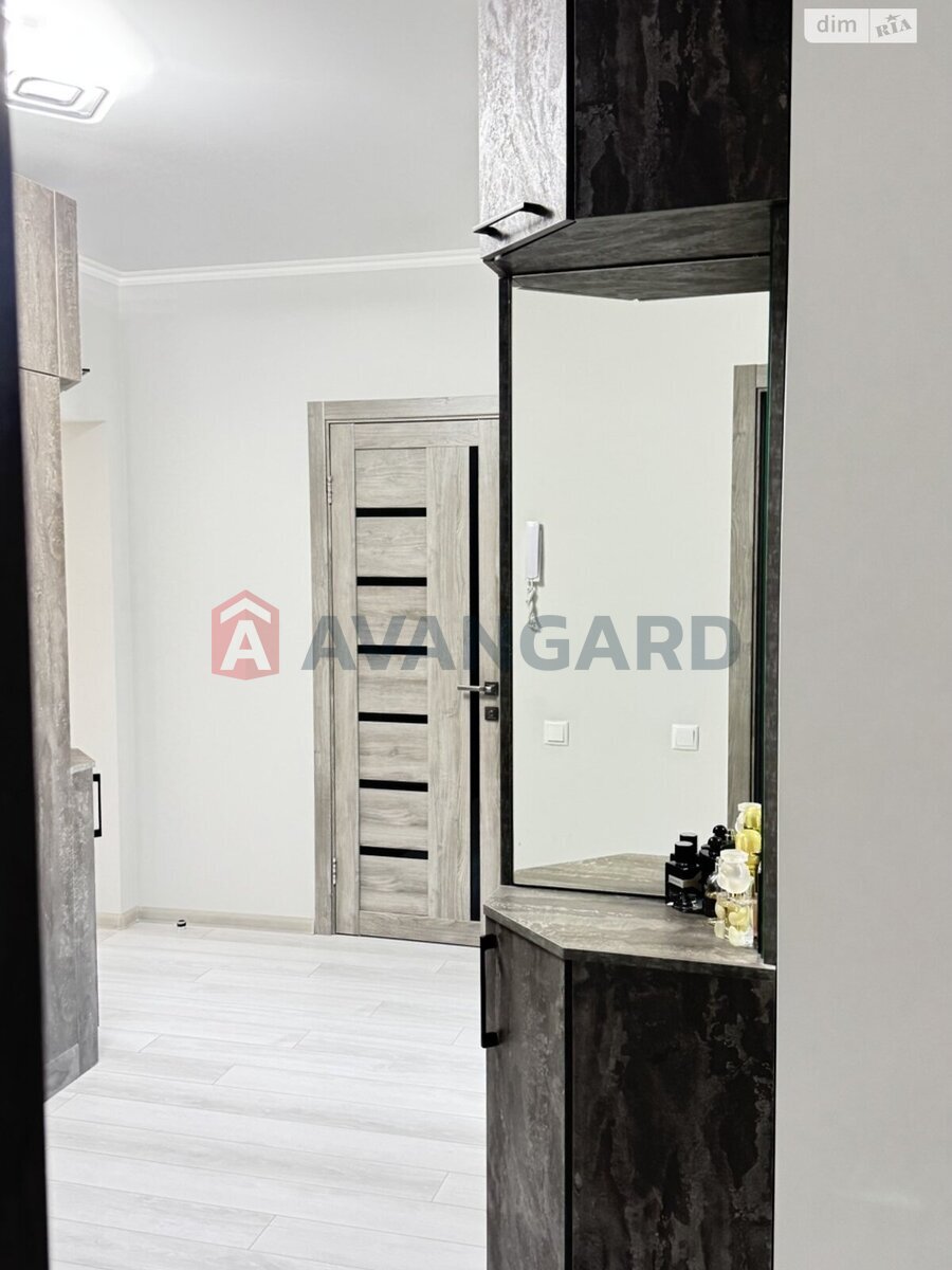 2 кім. квартира, 78/30/25 кв. м., 9/9 поверх фото 5 2 кім. квартира, 78/30/25 кв. м., 9/9 поверх фото 5