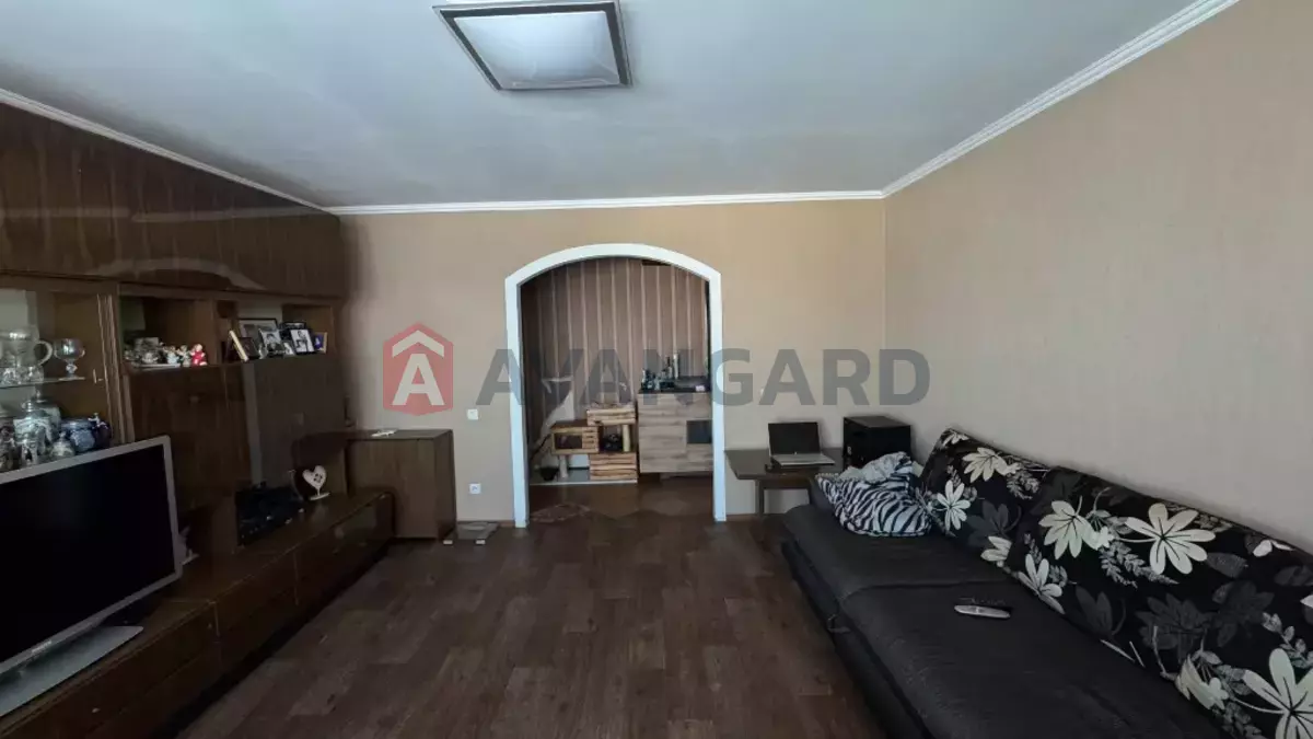 3 кім. квартира, 67/39/10 кв. м., 8/9 поверх фото 1 3 кім. квартира, 67/39/10 кв. м., 8/9 поверх фото 1