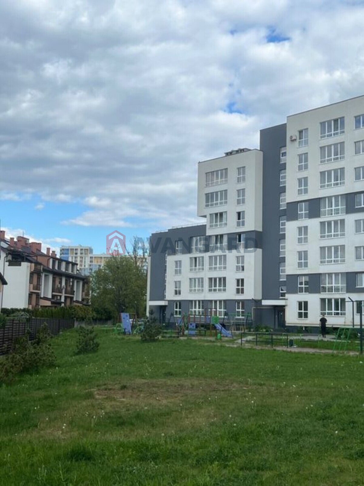 1 комн. квартира, 102/-/35 кв. м., 8/8 этаж фото 13 1 комн. квартира, 102/-/35 кв. м., 8/8 этаж фото 13