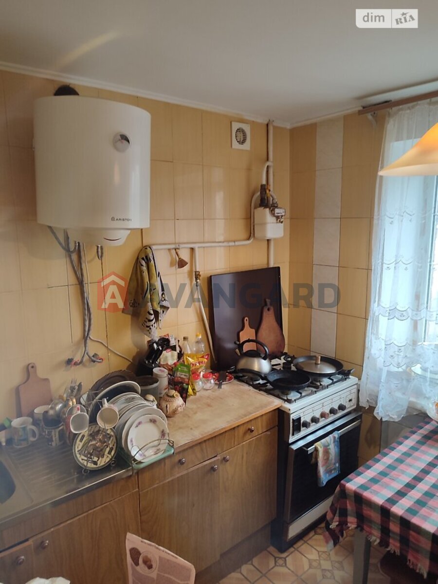 2 кім. квартира, 42/-/6 кв. м., 4/5 поверх фото 8 2 кім. квартира, 42/-/6 кв. м., 4/5 поверх фото 8