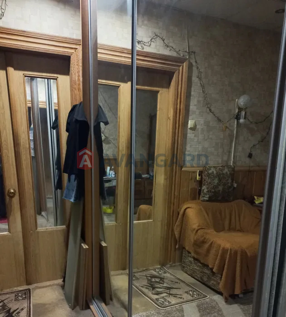 3 кім. квартира, 61/41/8 кв. м., 9/9 поверх фото 5 3 кім. квартира, 61/41/8 кв. м., 9/9 поверх фото 5