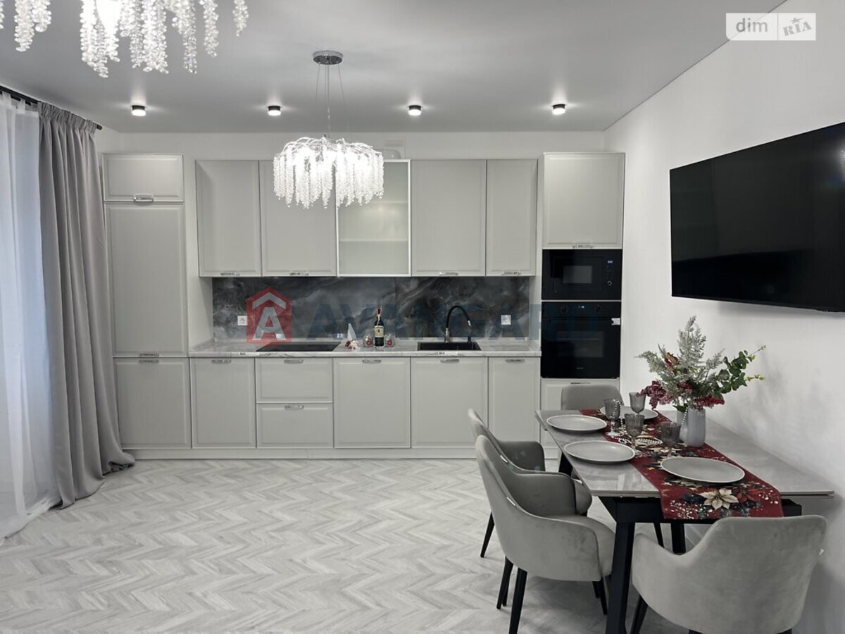 3 кім. квартира, 81/50/29 кв. м., 2/8 поверх фото 3 3 кім. квартира, 81/50/29 кв. м., 2/8 поверх фото 3