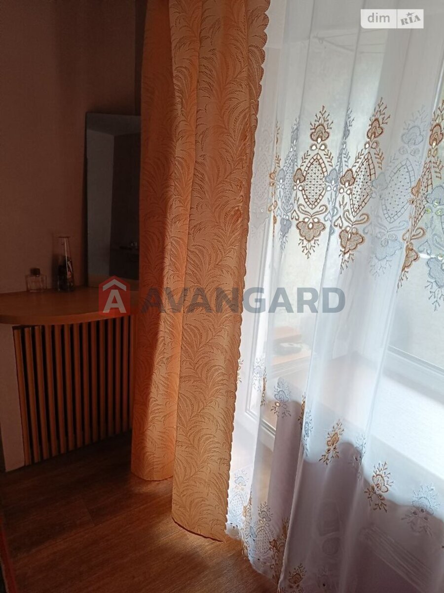 3 кім. квартира, 70/66/8 кв. м., 2/9 поверх фото 6 3 кім. квартира, 70/66/8 кв. м., 2/9 поверх фото 6