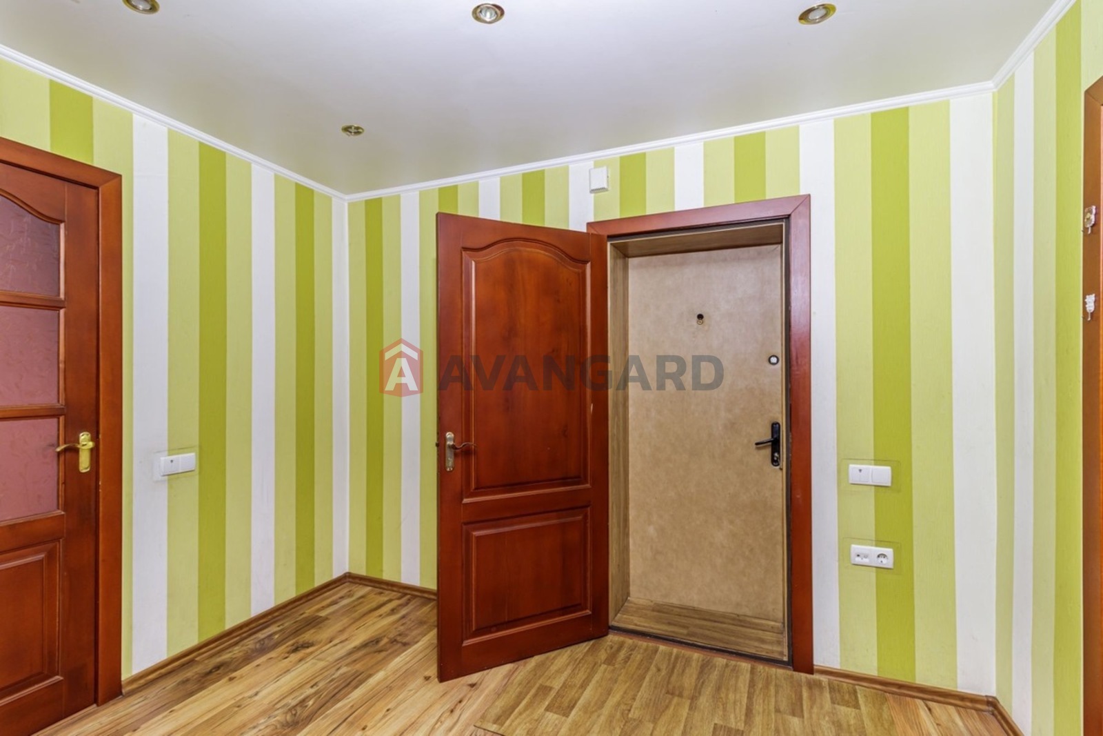3 комн. квартира, 76/45/12 кв. м., 5/5 этаж фото 6 3 комн. квартира, 76/45/12 кв. м., 5/5 этаж фото 6