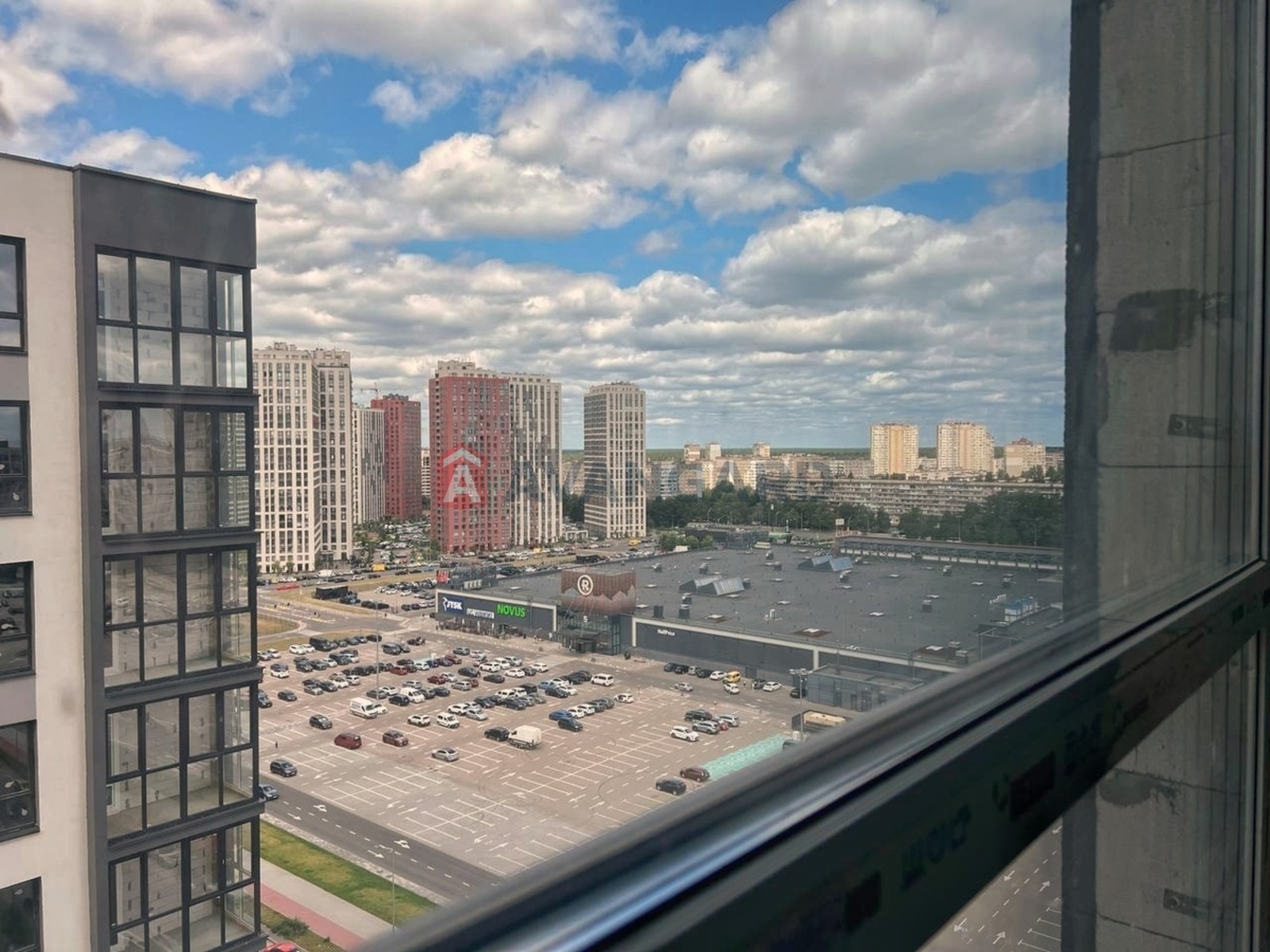 1 кім. квартира, 46/14/15 кв. м., 15/25 поверх фото 1 1 кім. квартира, 46/14/15 кв. м., 15/25 поверх фото 1