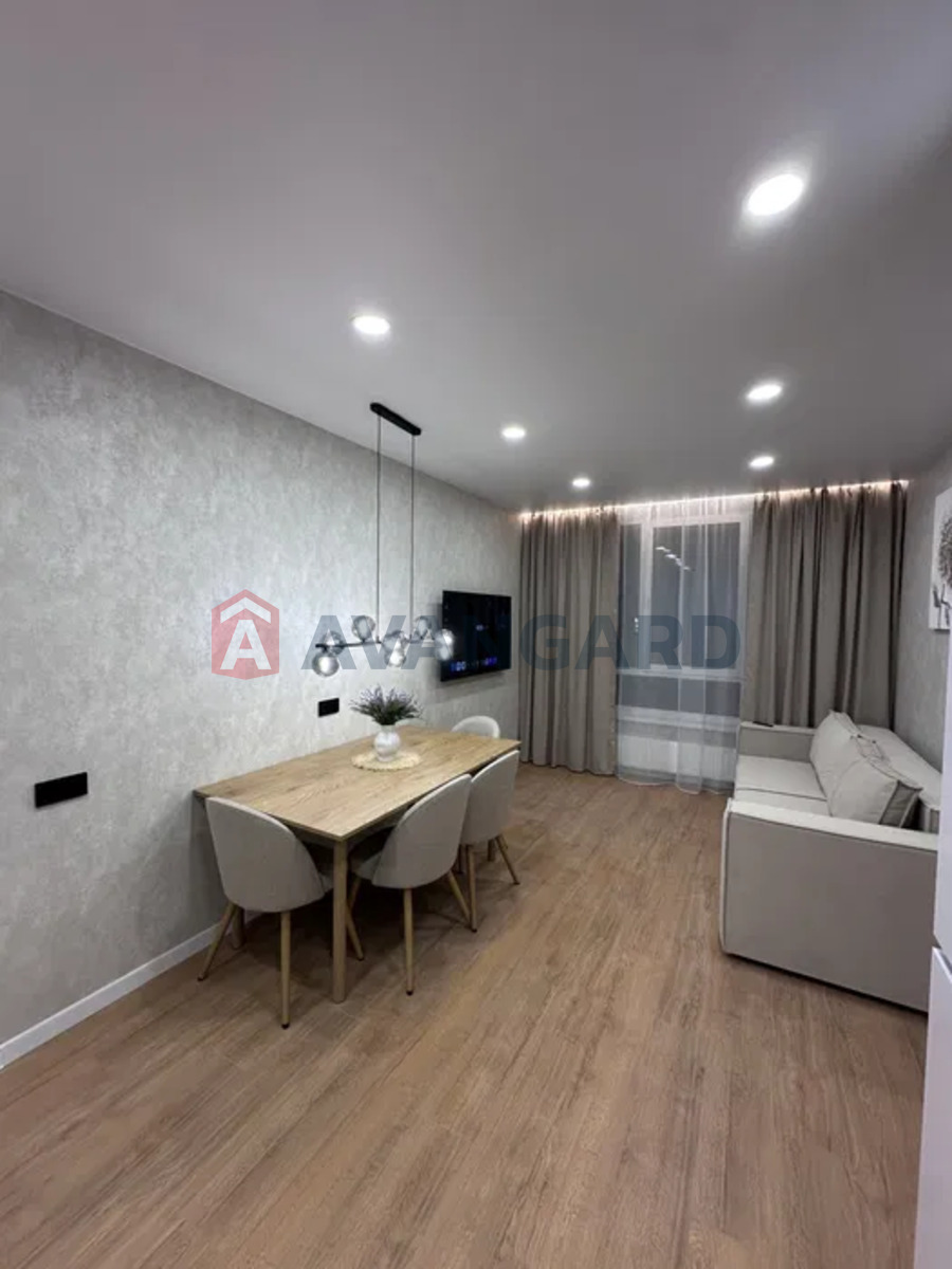 1 кім. квартира, 43/-/21 кв. м., 17/21 поверх фото 1 1 кім. квартира, 43/-/21 кв. м., 17/21 поверх фото 1