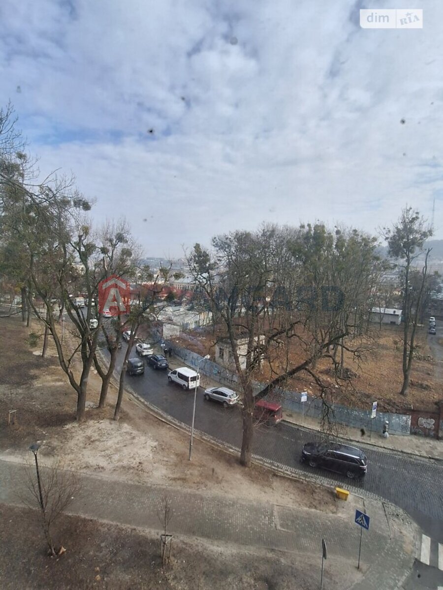 3 кім. квартира, 64/45/8 кв. м., 5/5 поверх фото 4 3 кім. квартира, 64/45/8 кв. м., 5/5 поверх фото 4