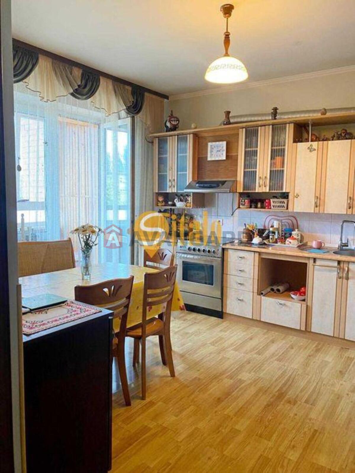 3 кім. квартира, 100/-/14 кв. м., 4/18 поверх фото 14 3 кім. квартира, 100/-/14 кв. м., 4/18 поверх фото 14