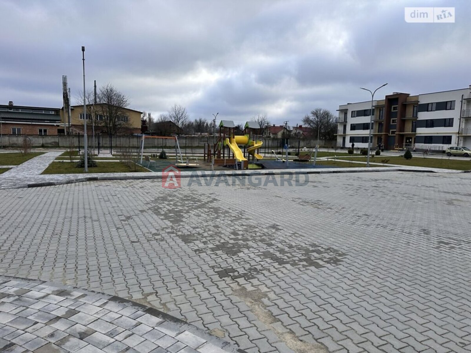 2 кім. квартира, 63/-/11 кв. м., 1/3 поверх фото 3 2 кім. квартира, 63/-/11 кв. м., 1/3 поверх фото 3