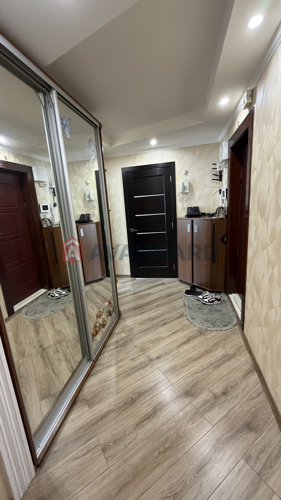 3 комн. квартира, 70/-/8 кв. м., 6/9 этаж фото 9 3 комн. квартира, 70/-/8 кв. м., 6/9 этаж фото 9
