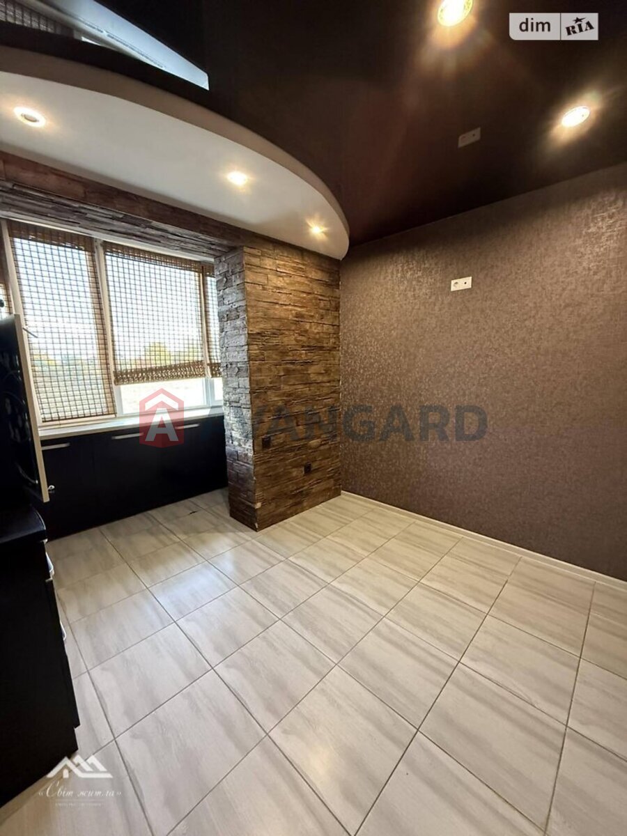 2 кім. квартира, 56/29/9 кв. м., 1/6 поверх фото 2 2 кім. квартира, 56/29/9 кв. м., 1/6 поверх фото 2