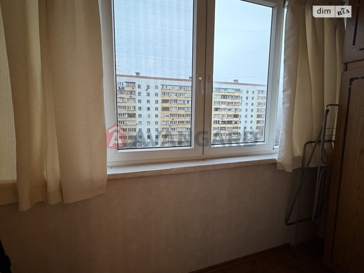 3 кім. квартира, 64/-/9 кв. м., 6/9 поверх фото 14 3 кім. квартира, 64/-/9 кв. м., 6/9 поверх фото 14