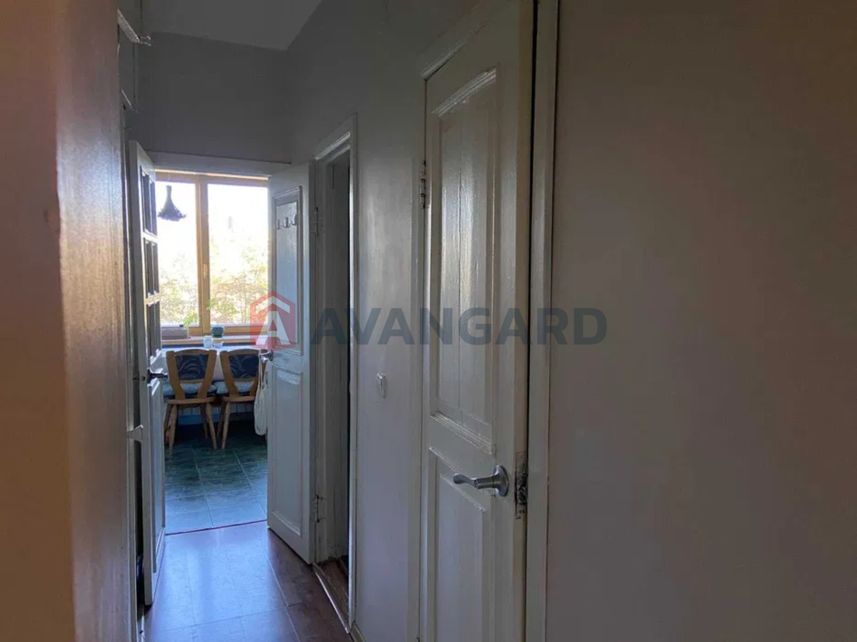 4 кім. квартира, 93/-/8 кв. м., 5/9 поверх фото 13 4 кім. квартира, 93/-/8 кв. м., 5/9 поверх фото 13