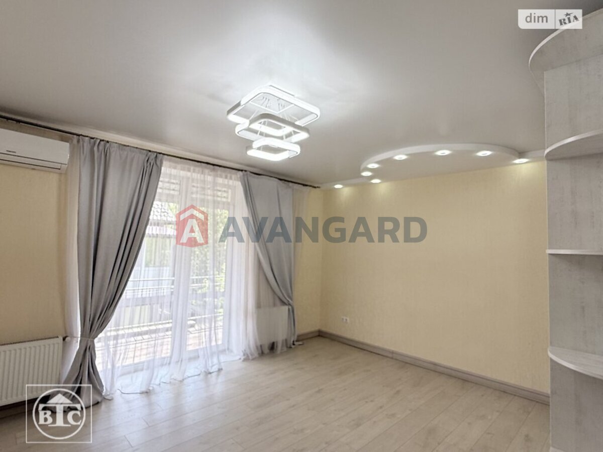 4 комн. квартира, 120/-/16 кв. м., 2/2 этаж фото 8 4 комн. квартира, 120/-/16 кв. м., 2/2 этаж фото 8