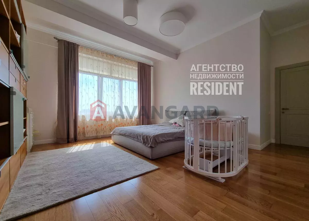 3 кім. квартира, 130/-/30 кв. м., 12/14 поверх фото 8 3 кім. квартира, 130/-/30 кв. м., 12/14 поверх фото 8