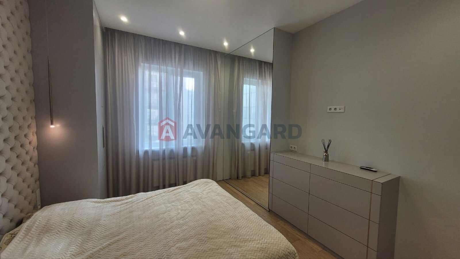 4 комн. квартира, 123/-/41 кв. м., 10/18 этаж фото 20 4 комн. квартира, 123/-/41 кв. м., 10/18 этаж фото 20