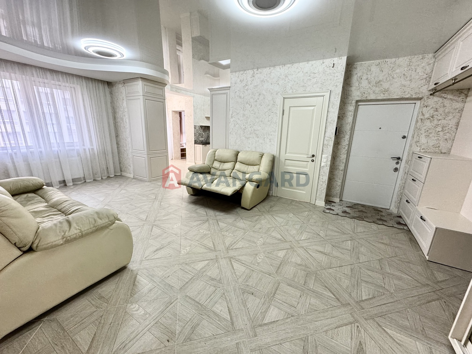 3 кім. квартира, 81/44/20 кв. м., 4/10 поверх фото 5 3 кім. квартира, 81/44/20 кв. м., 4/10 поверх фото 5