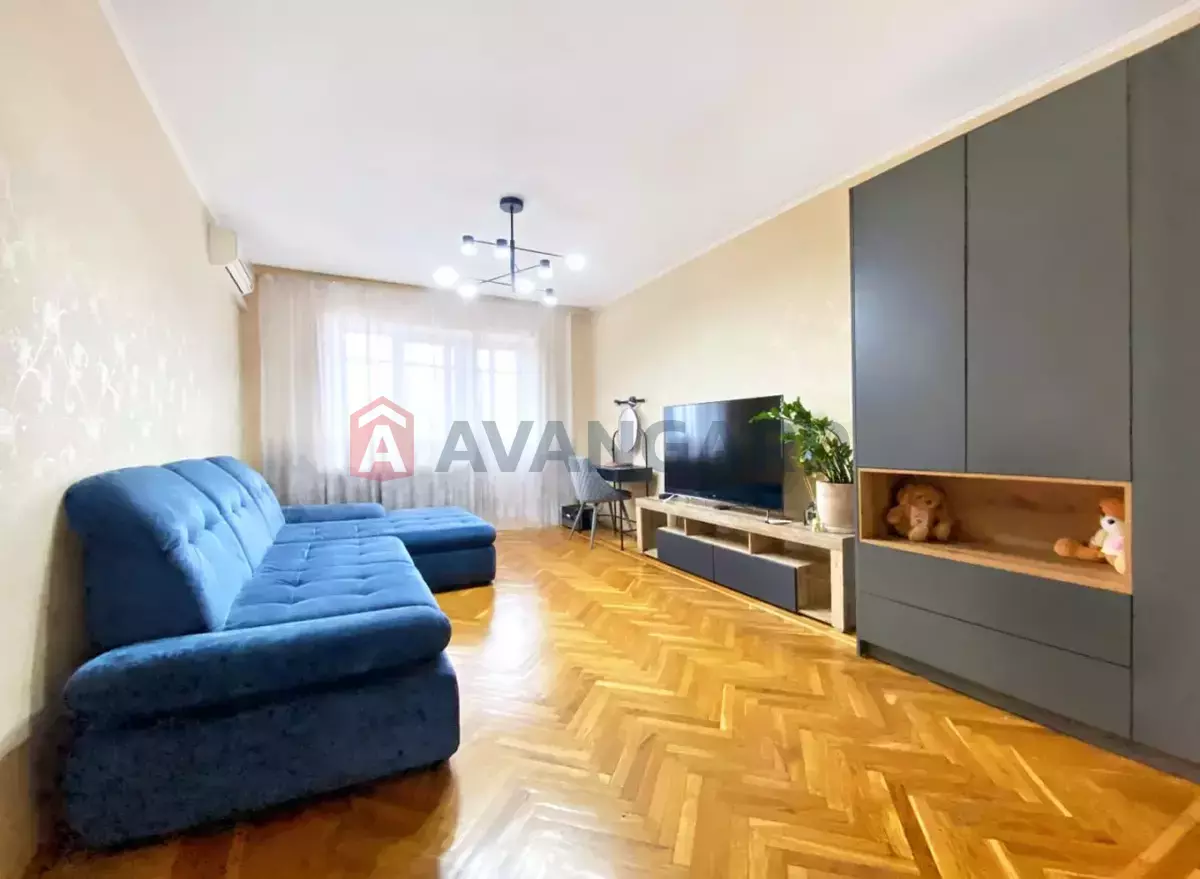 3 кім. квартира, 70/40/11 кв. м., 8/10 поверх фото 4 3 кім. квартира, 70/40/11 кв. м., 8/10 поверх фото 4