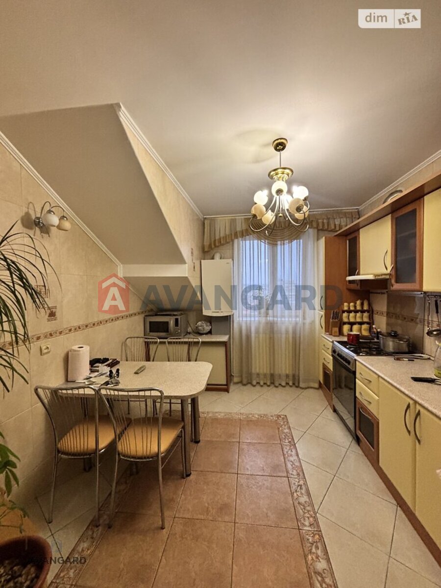 3 кім. квартира, 102/-/12 кв. м., 10/11 поверх фото 17 3 кім. квартира, 102/-/12 кв. м., 10/11 поверх фото 17