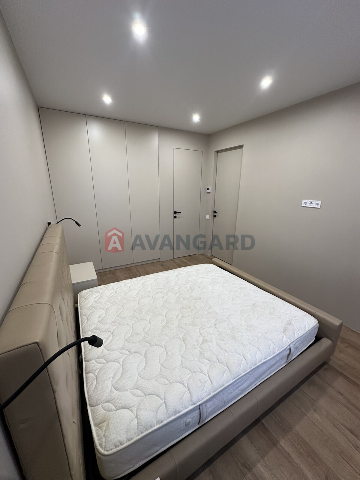 3 кім. квартира, 66/40/16 кв. м., 6/10 поверх фото 3 3 кім. квартира, 66/40/16 кв. м., 6/10 поверх фото 3