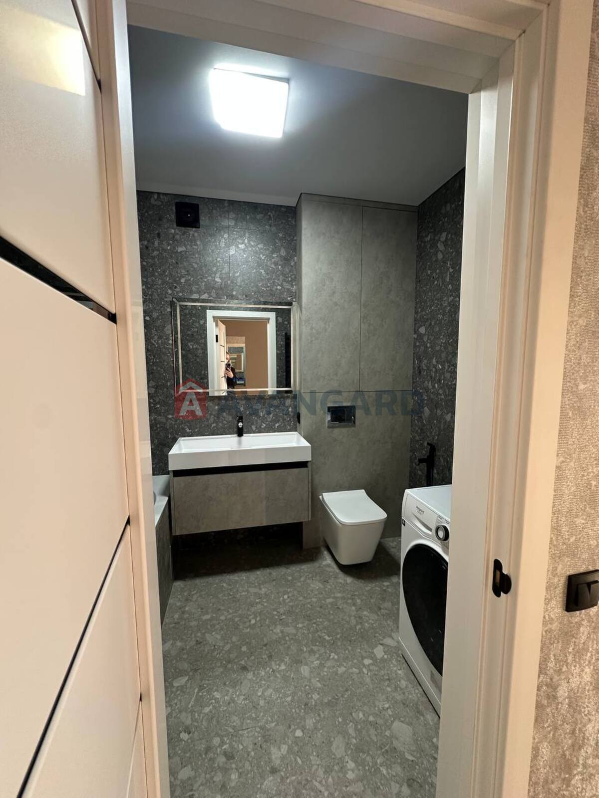 2 кім. квартира, 55/-/14 кв. м., 13/18 поверх фото 8 2 кім. квартира, 55/-/14 кв. м., 13/18 поверх фото 8