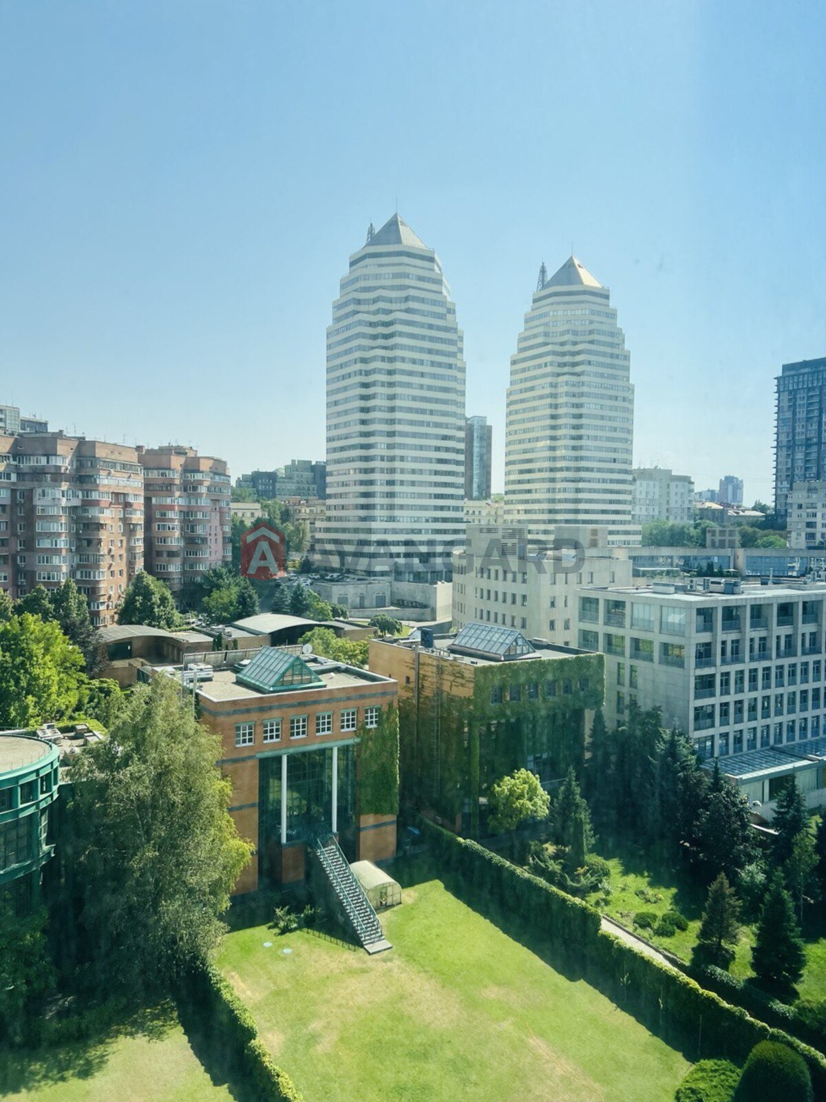 3 кім. квартира, 75,4/70/5 кв. м., 10/36 поверх фото 6 3 кім. квартира, 75,4/70/5 кв. м., 10/36 поверх фото 6