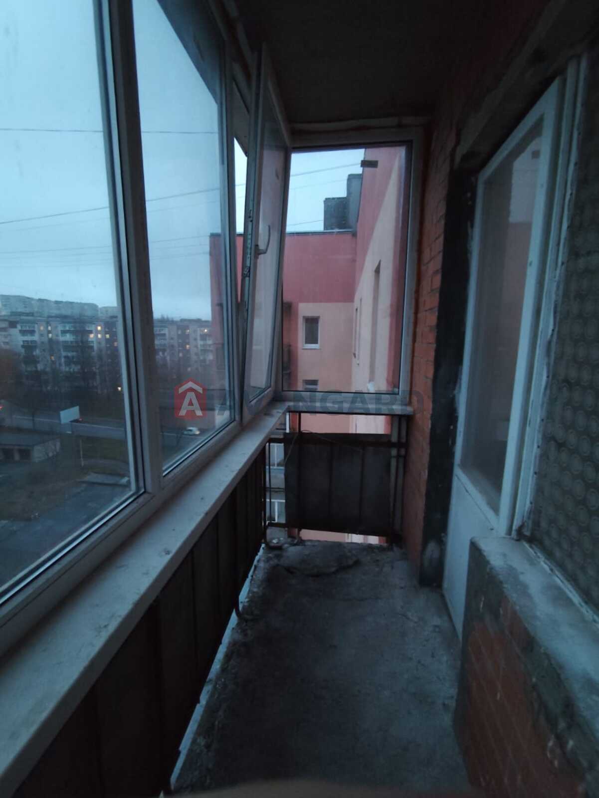 3 кім. квартира, 64/-/11 кв. м., 10/10 поверх фото 9 3 кім. квартира, 64/-/11 кв. м., 10/10 поверх фото 9