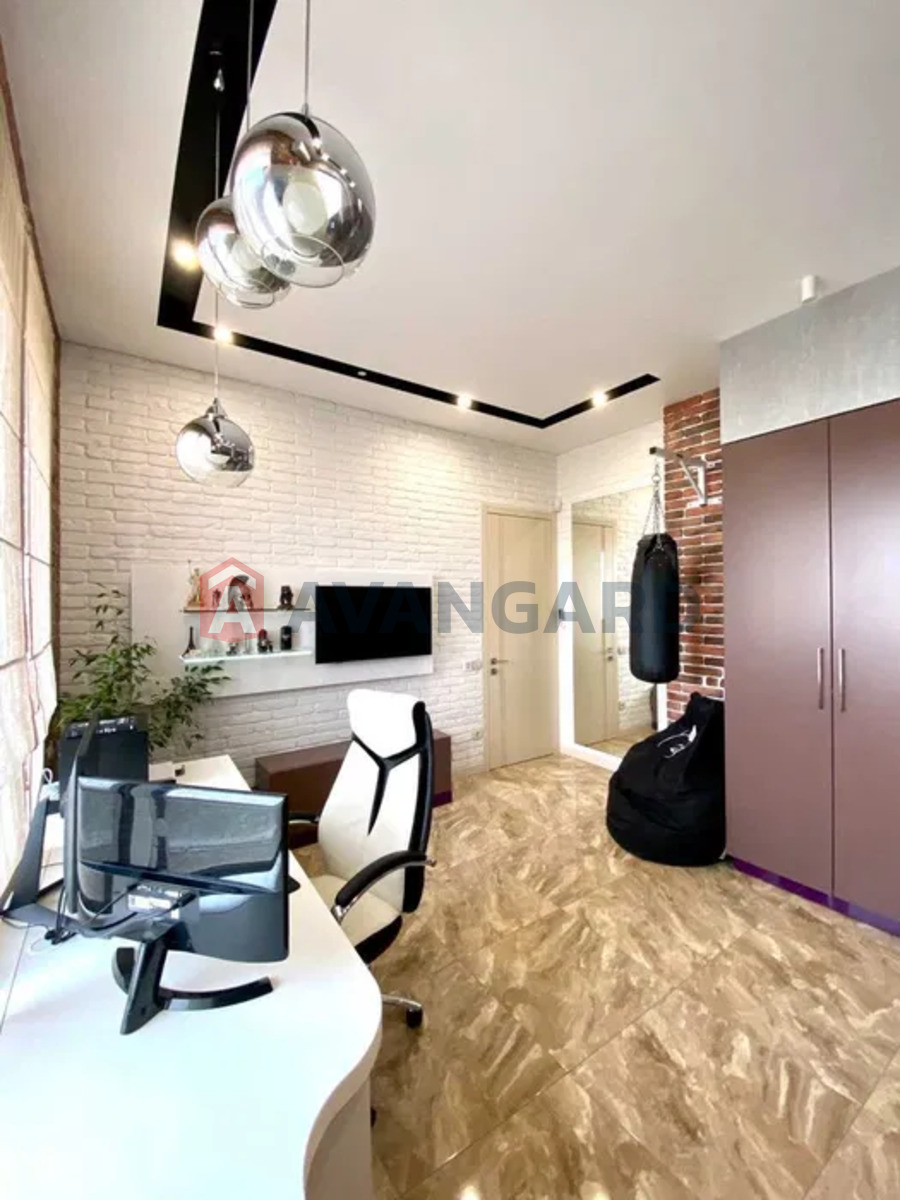 3 кім. квартира, 96/-/16 кв. м., 12/14 поверх фото 18 3 кім. квартира, 96/-/16 кв. м., 12/14 поверх фото 18