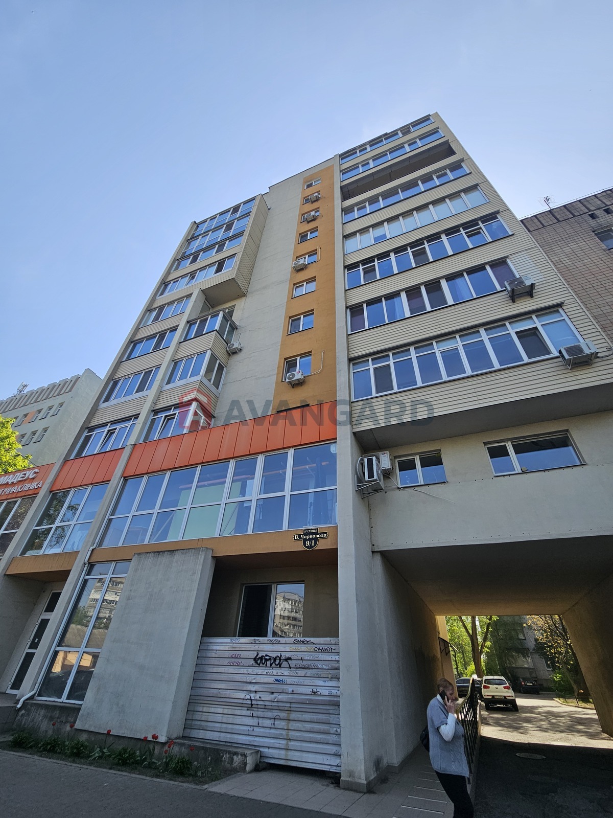 2 кім. квартира, 63/-/30 кв. м., 9/9 поверх фото 1 2 кім. квартира, 63/-/30 кв. м., 9/9 поверх фото 1