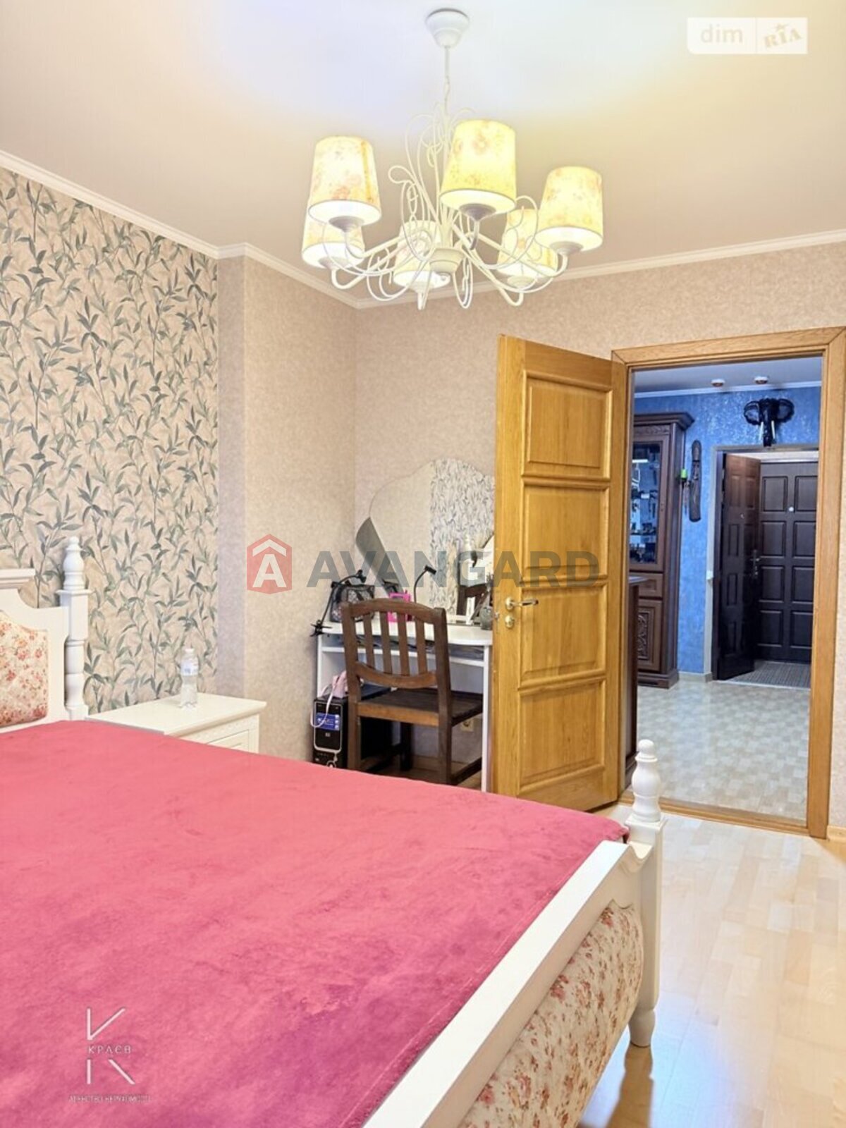 3 кім. квартира, 104/50/14 кв. м., 5/14 поверх фото 11 3 кім. квартира, 104/50/14 кв. м., 5/14 поверх фото 11
