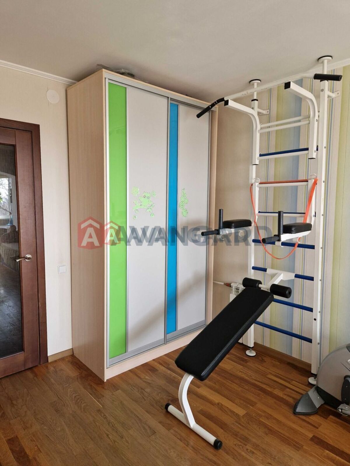 3 кім. квартира, 72/-/10 кв. м., 2/9 поверх фото 4 3 кім. квартира, 72/-/10 кв. м., 2/9 поверх фото 4