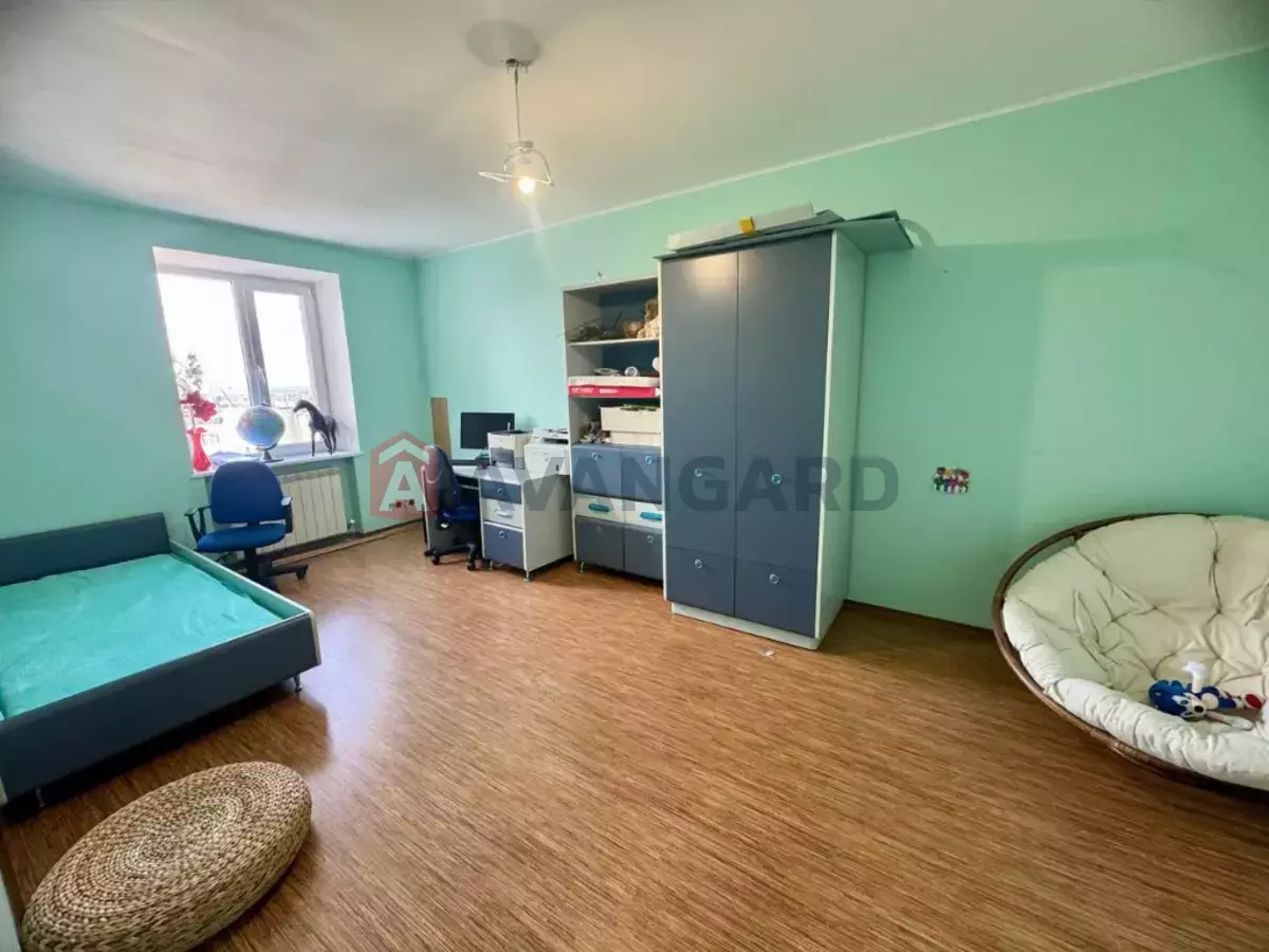 6 кім. квартира, 215/-/15 кв. м., 9/10 поверх фото 4 6 кім. квартира, 215/-/15 кв. м., 9/10 поверх фото 4