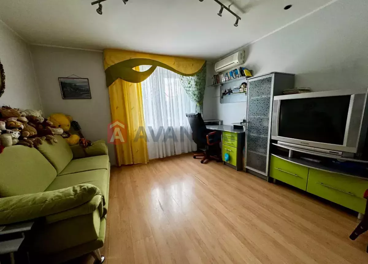 3 комн. квартира, 100/-/- кв. м., 3/9 этаж фото 4 3 комн. квартира, 100/-/- кв. м., 3/9 этаж фото 4