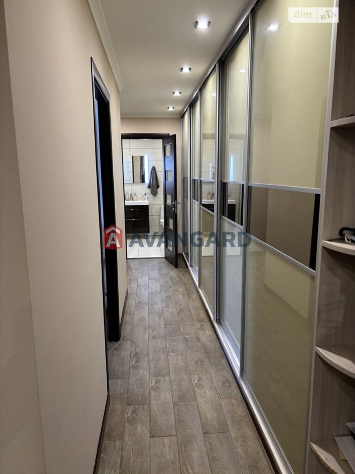 2 кім. квартира, 62/-/10 кв. м., 9/11 поверх фото 8 2 кім. квартира, 62/-/10 кв. м., 9/11 поверх фото 8