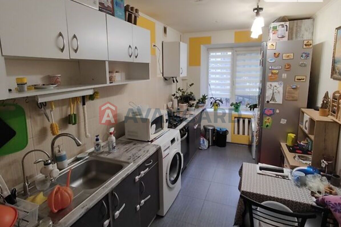 3 кім. квартира, 67/-/8 кв. м., 2/9 поверх фото 5 3 кім. квартира, 67/-/8 кв. м., 2/9 поверх фото 5