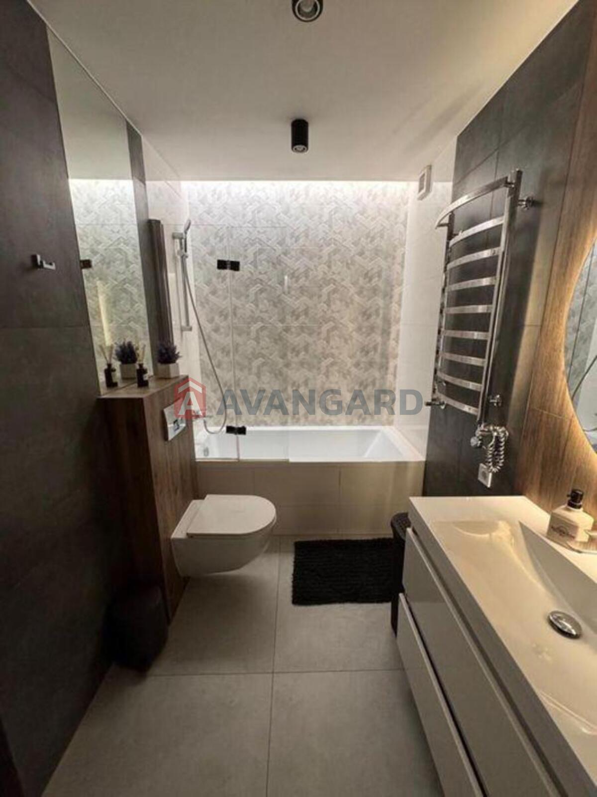 3 кім. квартира, 82/-/18 кв. м., 10/11 поверх фото 8 3 кім. квартира, 82/-/18 кв. м., 10/11 поверх фото 8