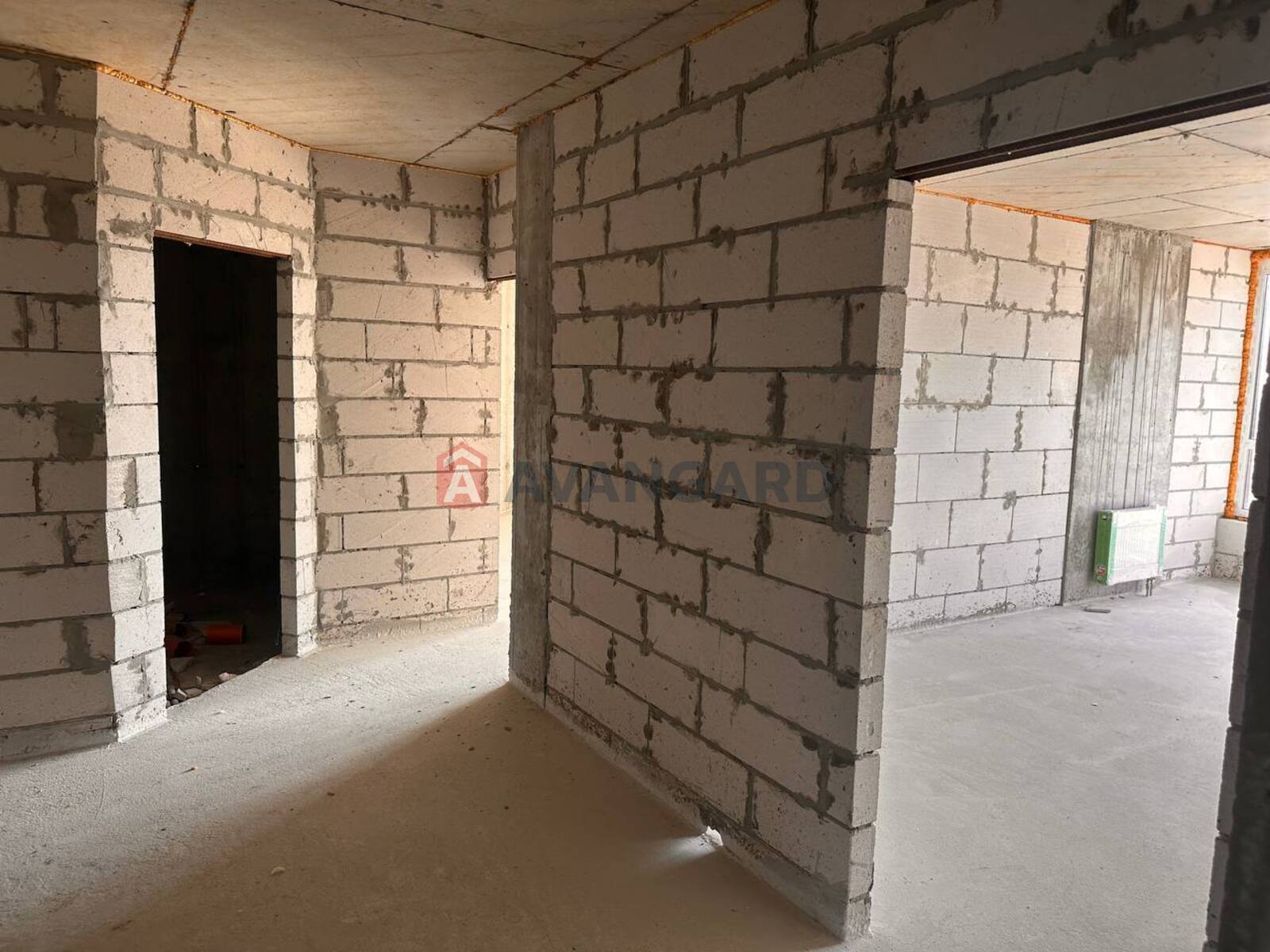 3 кім. квартира, 109/51/11 кв. м., 13/17 поверх фото 1 3 кім. квартира, 109/51/11 кв. м., 13/17 поверх фото 1