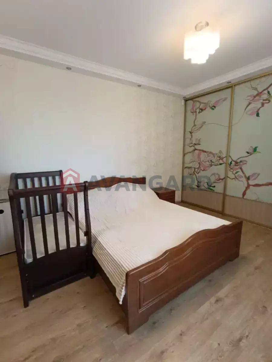 4 комн. квартира, 165/95/48 кв. м., 3/3 этаж фото 6 4 комн. квартира, 165/95/48 кв. м., 3/3 этаж фото 6