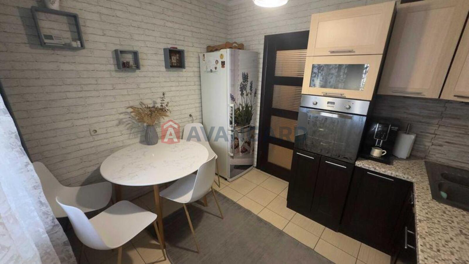 3 комн. квартира, 83/-/8 кв. м., 4/8 этаж фото 13 3 комн. квартира, 83/-/8 кв. м., 4/8 этаж фото 13