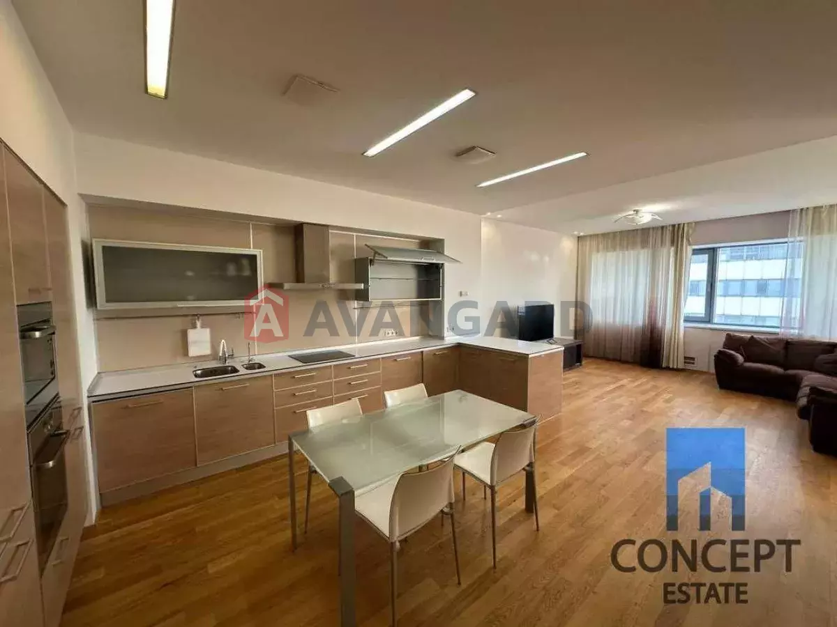 4 кім. квартира, 147/-/40 кв. м., 12/24 поверх фото 1 4 кім. квартира, 147/-/40 кв. м., 12/24 поверх фото 1