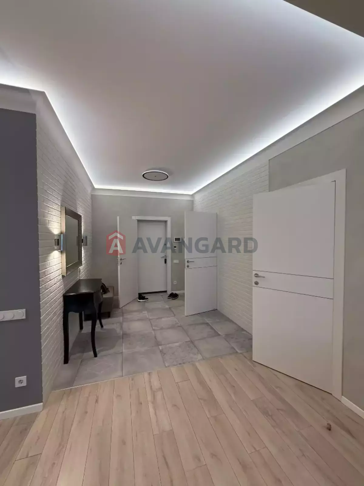 3 кім. квартира, 120/-/20 кв. м., 17/24 поверх фото 12 3 кім. квартира, 120/-/20 кв. м., 17/24 поверх фото 12