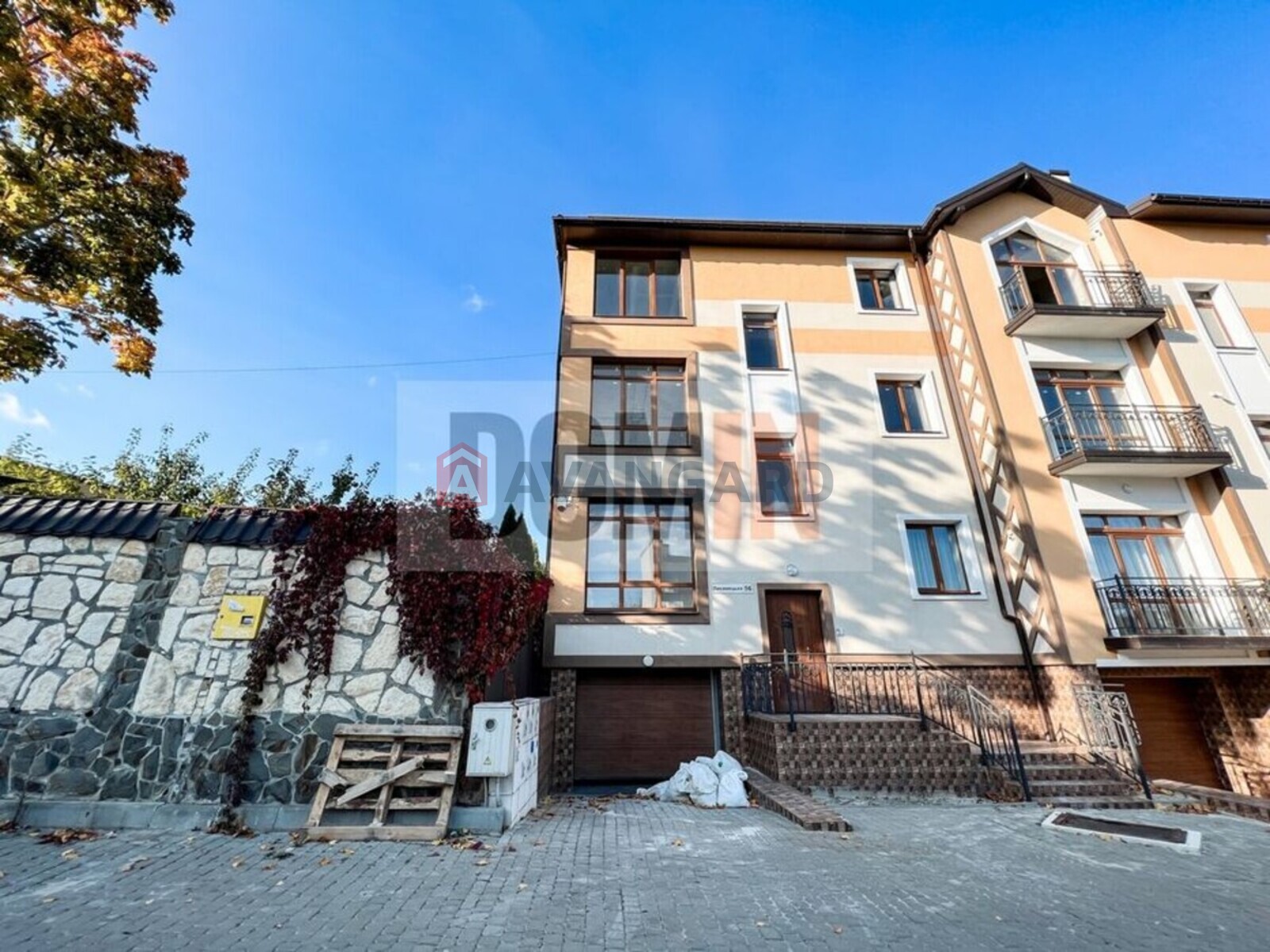 5 комн. квартира, 139/-/15 кв. м., 2/3 этаж фото 8 5 комн. квартира, 139/-/15 кв. м., 2/3 этаж фото 8