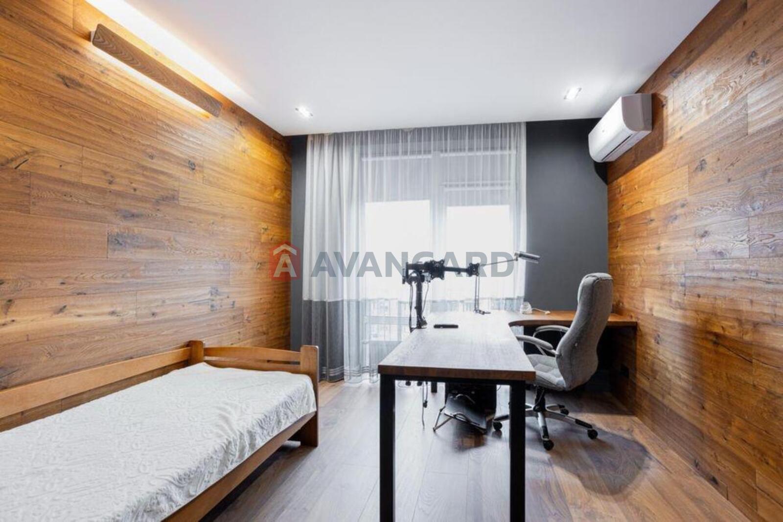 4 кім. квартира, 152/-/67 кв. м., 6/6 поверх фото 18 4 кім. квартира, 152/-/67 кв. м., 6/6 поверх фото 18