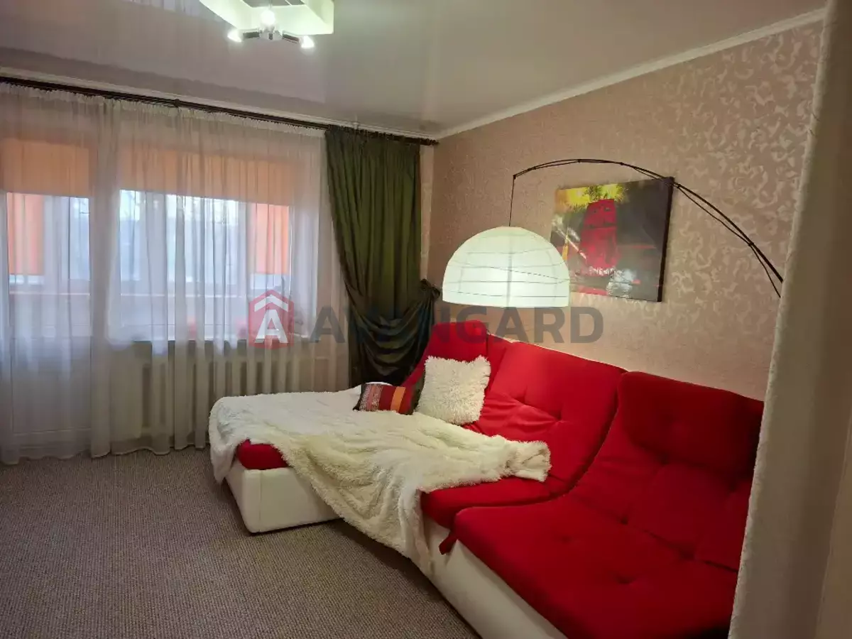 4 комн. квартира, 77/50/8 кв. м., 1/9 этаж фото 1 4 комн. квартира, 77/50/8 кв. м., 1/9 этаж фото 1