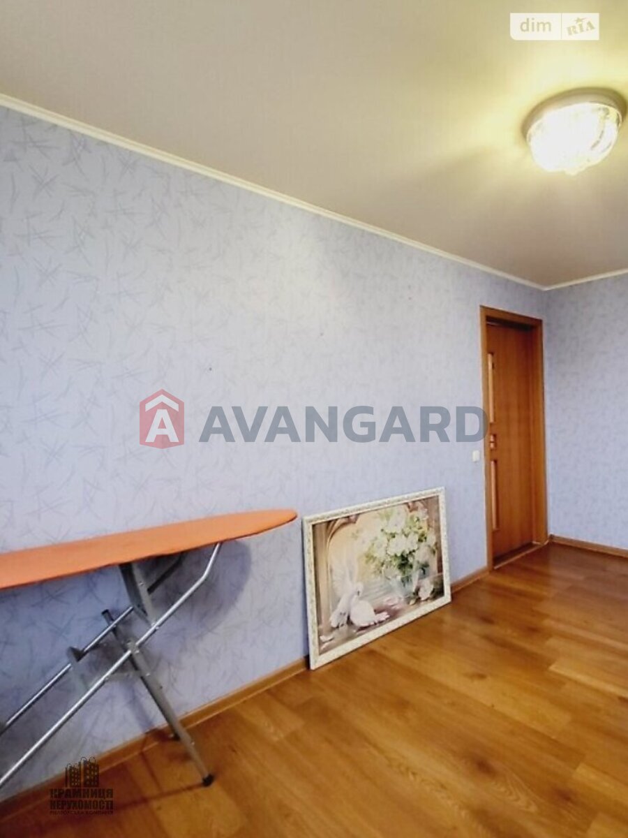 3 кім. квартира, 66/39/7 кв. м., 3/10 поверх фото 9 3 кім. квартира, 66/39/7 кв. м., 3/10 поверх фото 9