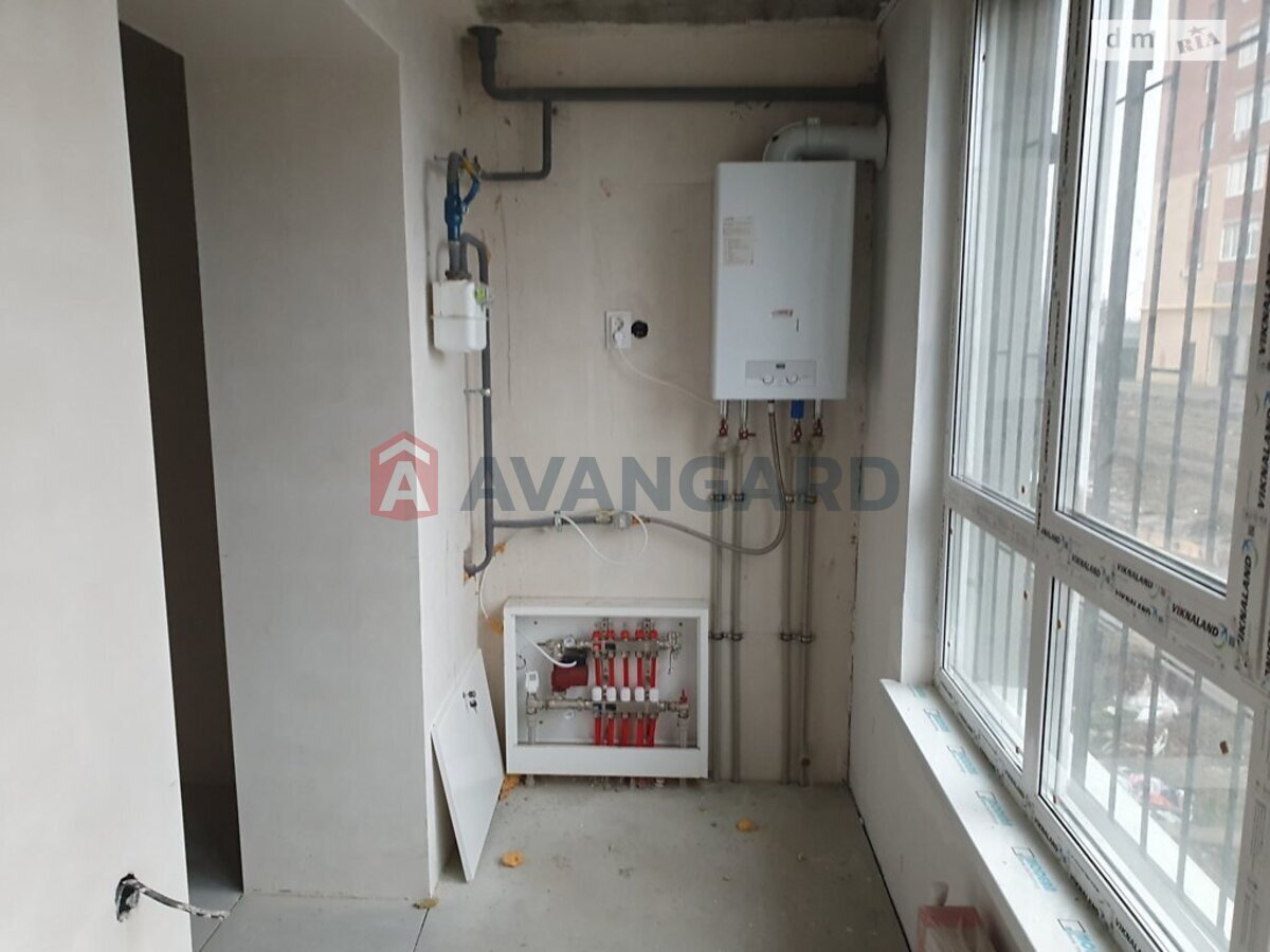 3 кім. квартира, 87/30/33 кв. м., 1/10 поверх фото 13 3 кім. квартира, 87/30/33 кв. м., 1/10 поверх фото 13