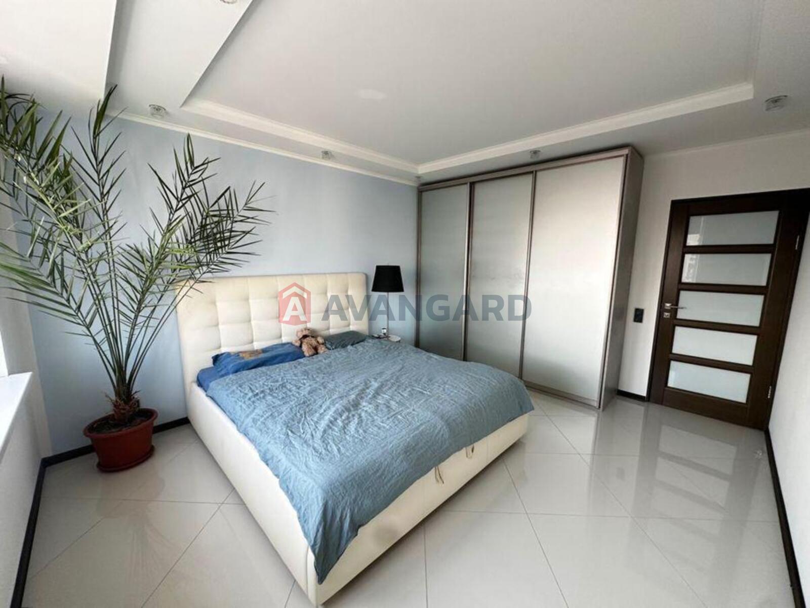 3 кім. квартира, 90/-/40 кв. м., 13/20 поверх фото 4 3 кім. квартира, 90/-/40 кв. м., 13/20 поверх фото 4